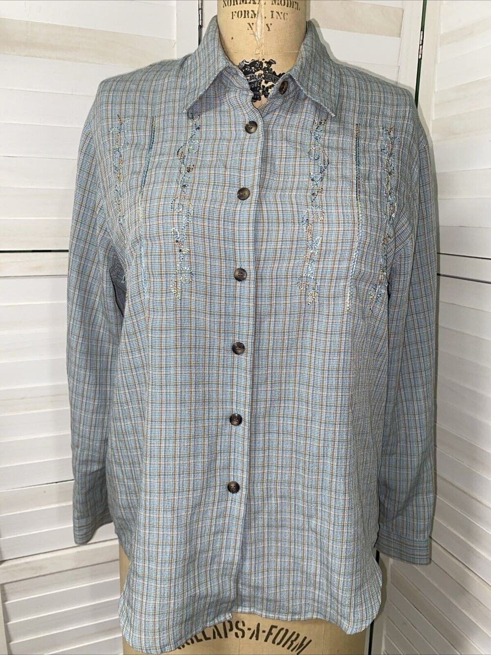 Koret Petite Long Sleeve Button Down Western Granny Plaid Embroidery Shirt Med